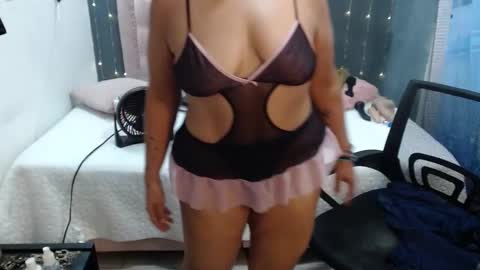 lalisha online show from February 11, 12:28 am