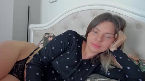 Lallie  online show from March 7, 5:09 pm