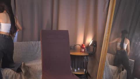 Emily online show from June 7, 4:19 am