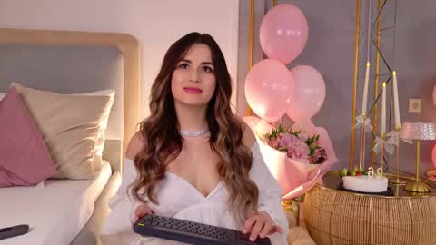 lana_ellie online show from December 21, 10:19 am