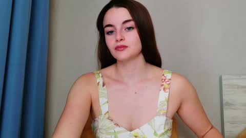 lana_gl online show from June 5, 6:52 am