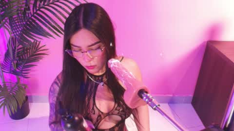 LANA online show from April 19, 4:12 am