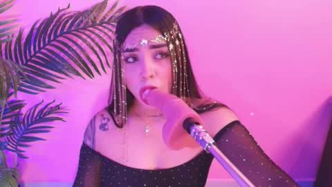 LANA online show from May 31, 5:24 am