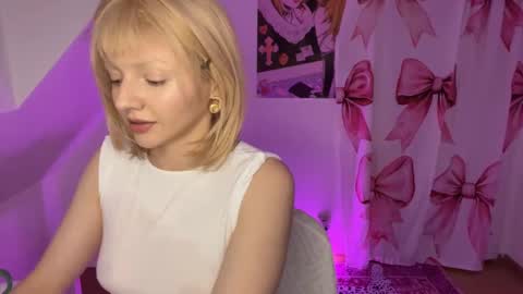 lana_sweetie1 online show from February 1, 6:29 pm