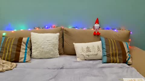 Snapshot of lanaangeldream chatting on December 24, 10:06 pm Lana online show from December 24, 10:06 pm