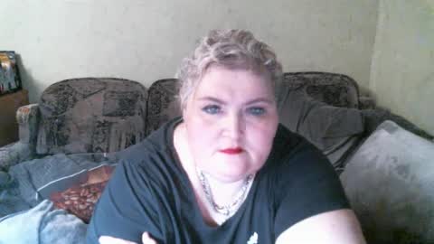 lanacat555 online show from March 7, 9:48 pm