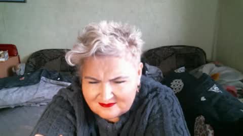 lanacat555 online show from December 18, 12:21 pm