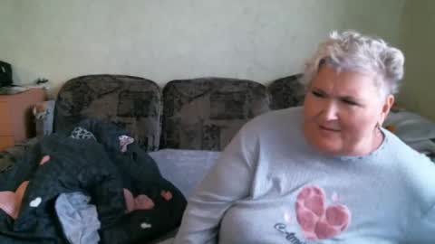 lanacat555 online show from December 2, 11:34 am