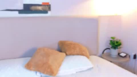 Lana online show from September 19, 9:25 pm