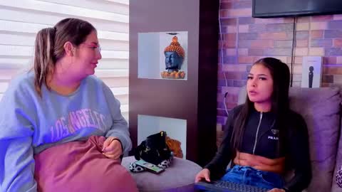 lanna_as online show from February 16, 1:33 pm