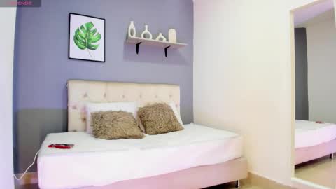 lanna_jones_ online show from October 25, 2:41 am