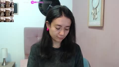 Lanna online show from February 11, 1:30 pm