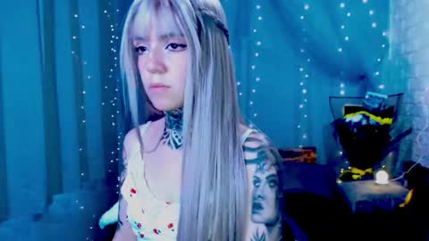 LANNIE   online show from February 28, 4:28 pm