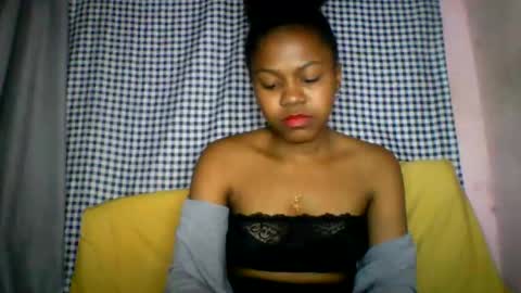 lara_belle online show from July 20, 10:50 am