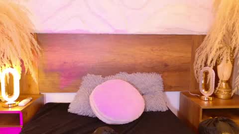 lara_curly online show from April 13, 10:16 am