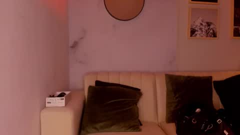 Lara Madisson online show from February 3, 5:16 am