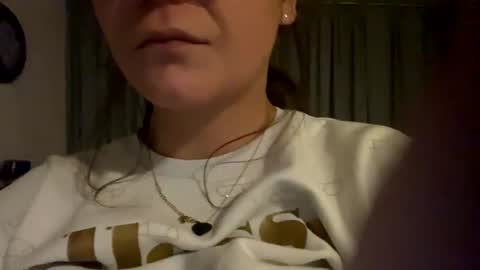 Snapshot of laraa333 chatting on January 9, 11:34 pm Little online show from January 9, 11:34 pm