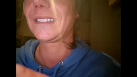 Snapshot of laraa333 chatting on October 7, 11:09 pm Little online show from October 7, 11:09 pm