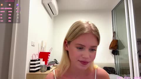 Stella online show from February 15, 10:14 am