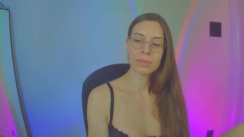 larawintersxxx online show from October 31, 10:47 pm