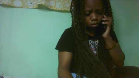 larissa645771 online show from September 11, 3:23 pm