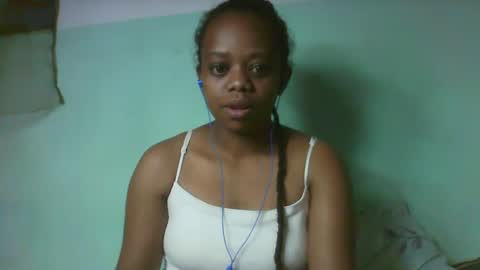 larissa645771 online show from October 1, 9:25 am