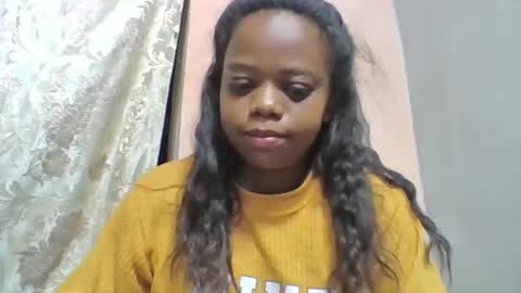 larissa645771 online show from June 2, 6:58 am