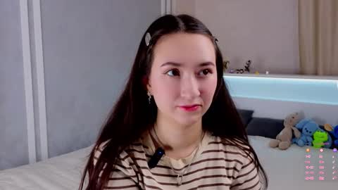 Eva  online show from December 14, 1:33 am