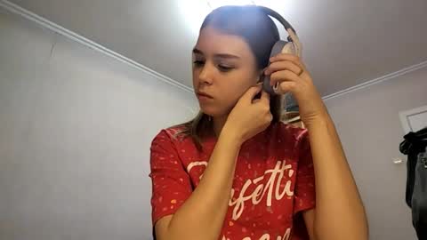 Linet online show from March 27, 10:16 am