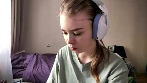 Linet online show from April 19, 8:03 am