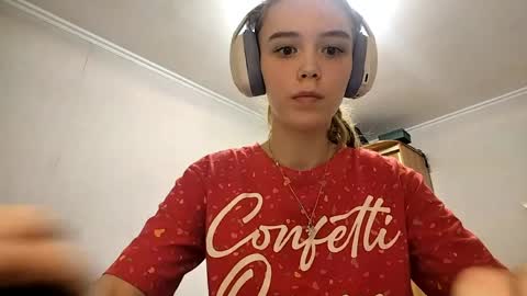 Linet online show from April 1, 10:05 am