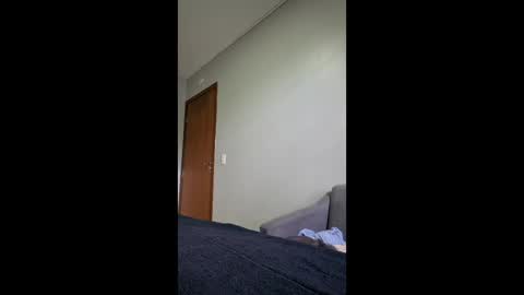 latina629929 online show from April 18, 7:07 pm