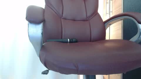 latinaprohibida online show from April 15, 7:58 pm