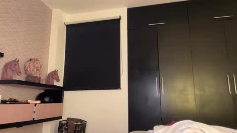 Hi -  online show from December 18, 2:49 am