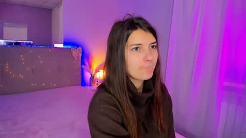 Laura online show from April 9, 6:16 am