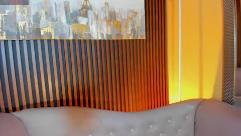 Laura online show from April 1, 12:39 pm