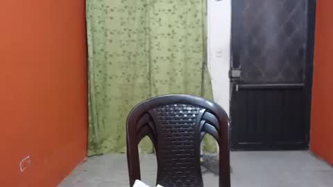 CALL ME LOVE  LAURA online show from January 22, 2:37 am