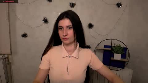 Laura online show from March 2, 11:06 am