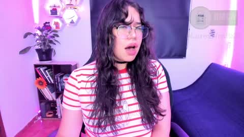  Im Lauren  independent model   online show from December 11, 10:03 am