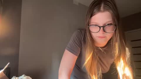 Di online show from July 18, 2:19 pm