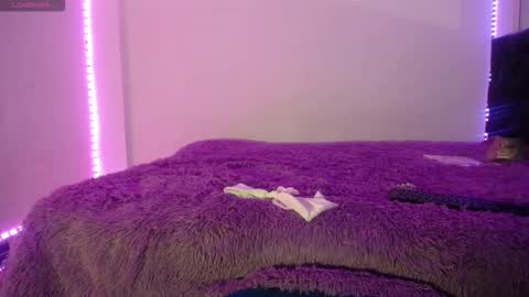 Snapshot of laurenkenner28_ chatting on October 14, 6:43 pm laurenkenner28_ online show from October 14, 6:43 pm