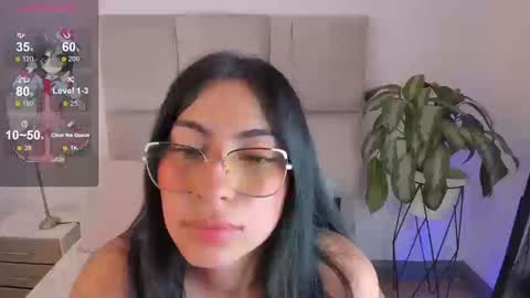 laurenn_smitth online show from September 10, 1:55 pm
