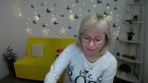 Lauren online show from March 2, 6:14 am