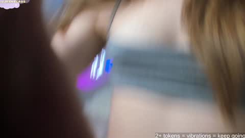 Lauren online show from January 17, 8:27 pm