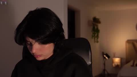 laurita_4 online show from February 6, 1:25 pm