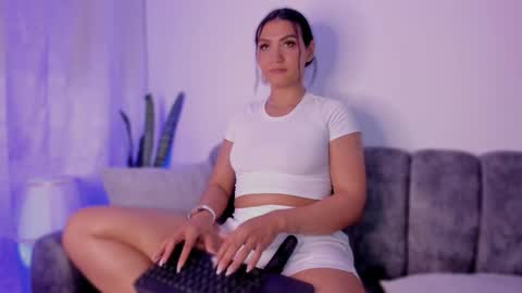 laya online show from March 17, 5:44 am