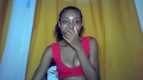 layannek online show from December 2, 11:45 am