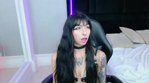 Lau online show from October 27, 7:19 pm