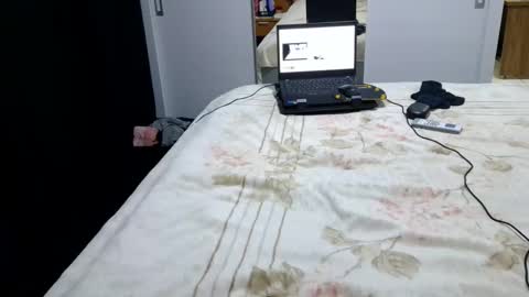 kelly online show from September 28, 1:23 am