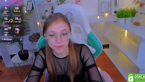 layriantavee online show from January 10, 7:46 am